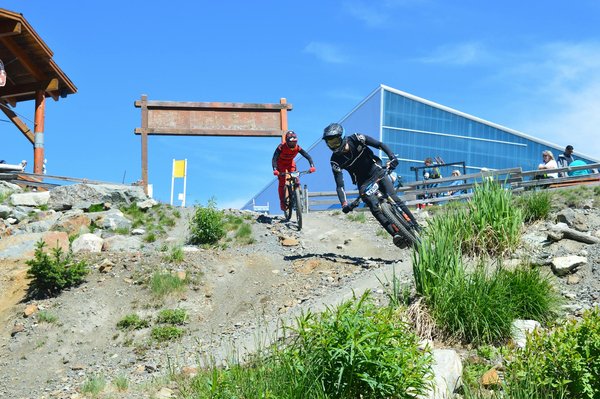 2023 guide to uk motorcycle helmet safety: crucial tips every rider needs to know